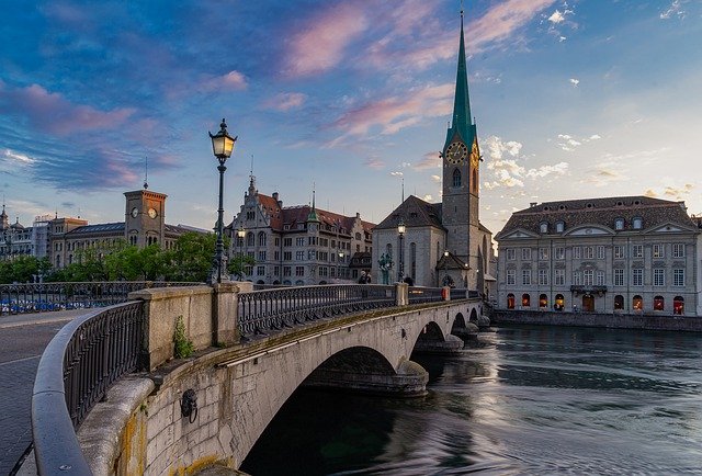 Majówka 2021 w Szwajcarii - zwiedź Zurych!